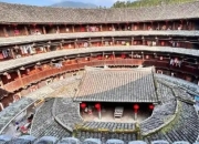 福建土楼“客家夯土技艺亲子营”：千年技艺里的亲子时光